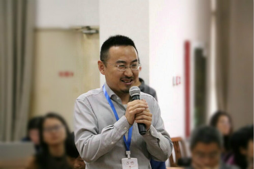 2014级在职硕士研究生杨毅发言