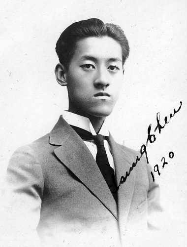 赴美留学前夕的陈岱孙，摄于1920年