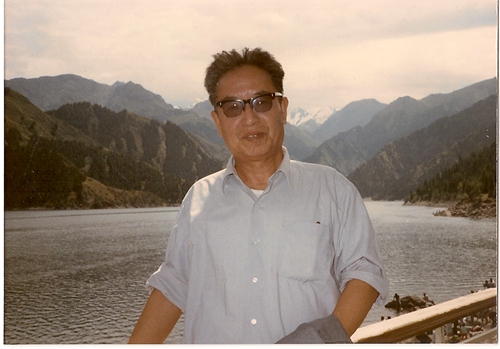 宿白先生在新疆天池（1995年）