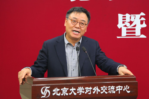 赛富投资公司首席合伙人阎焱发表讲话
