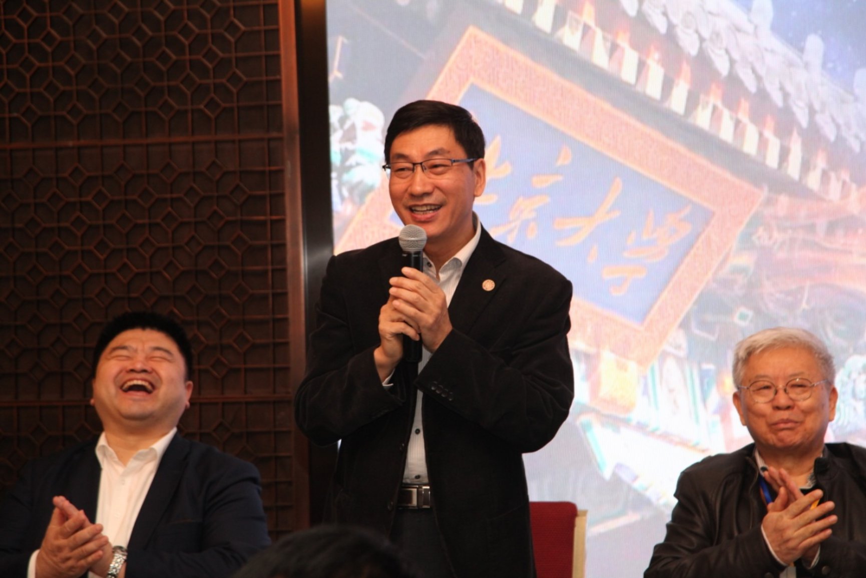 E:\我的坚果云\other\围棋\第二届京华杯photo\唐杰致辞.JPG