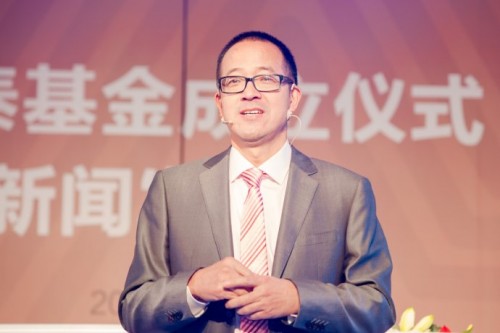 俞敏洪头图