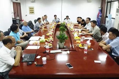 图说：座谈会现场