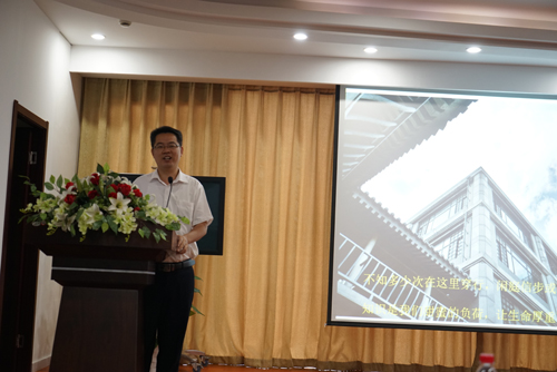 图9：中国工商银行江苏省分行办公室副主任、工行太仓支行原行长邱华方学长分享