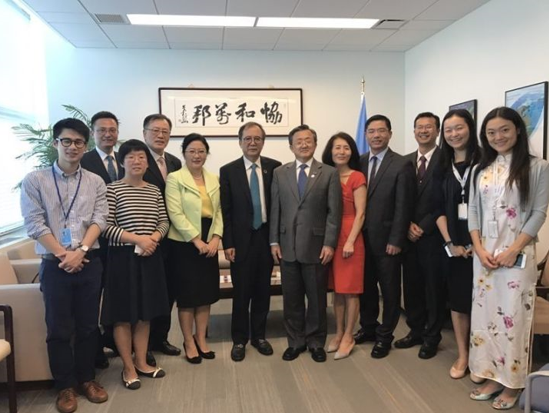 林建华校长拜访联合副秘书长刘振民校友