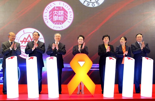 美好青春我做主——红丝带健康大使青春校园行活动启动