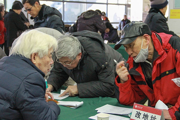 签下的不仅是一个名字，更是对母校的一份眷恋