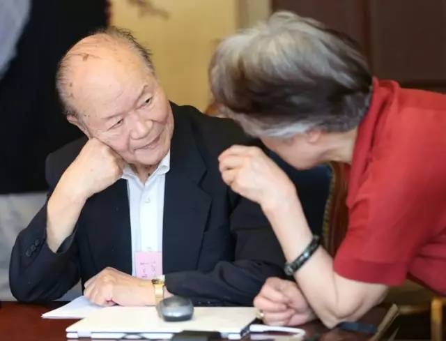 会后仍意犹未尽