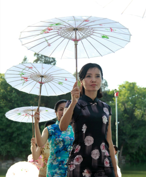 李梅（法律系1985级）
