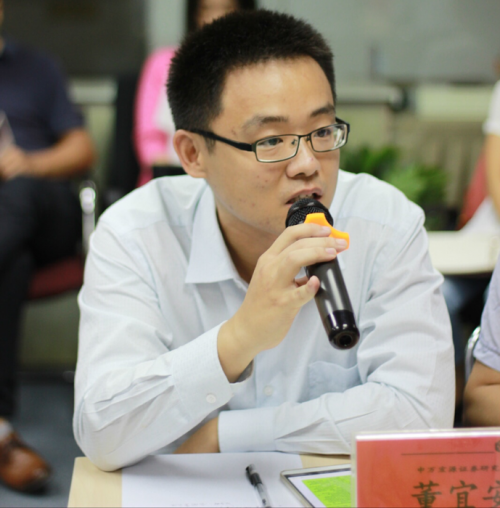 董宜安博士在做环保产业的精彩分享