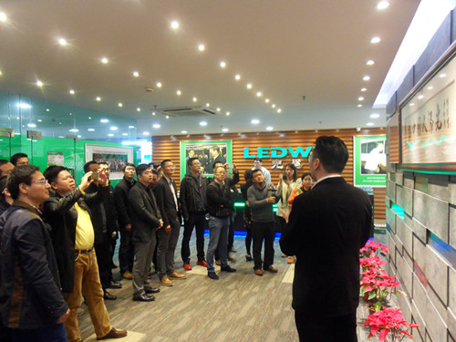 SAMSUNG DIGITAL CAMERA