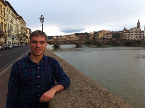 蓝斐历在意大利佛罗伦萨留影