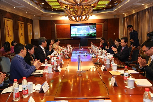 484d7eb258891b57727906