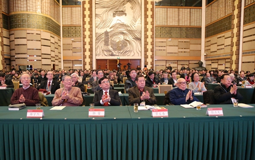 b8e85609d41819a02e0502