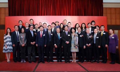 法学院校友会和分会领导班子合影