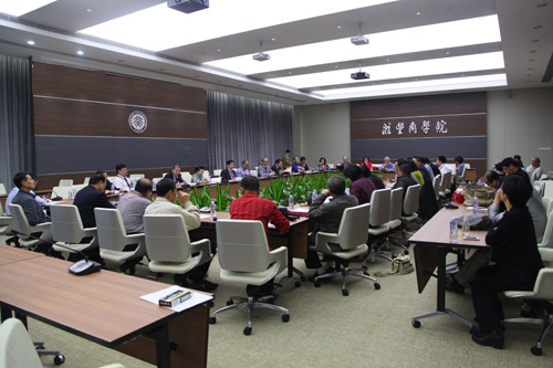 第九次校友工作研讨会分组讨论