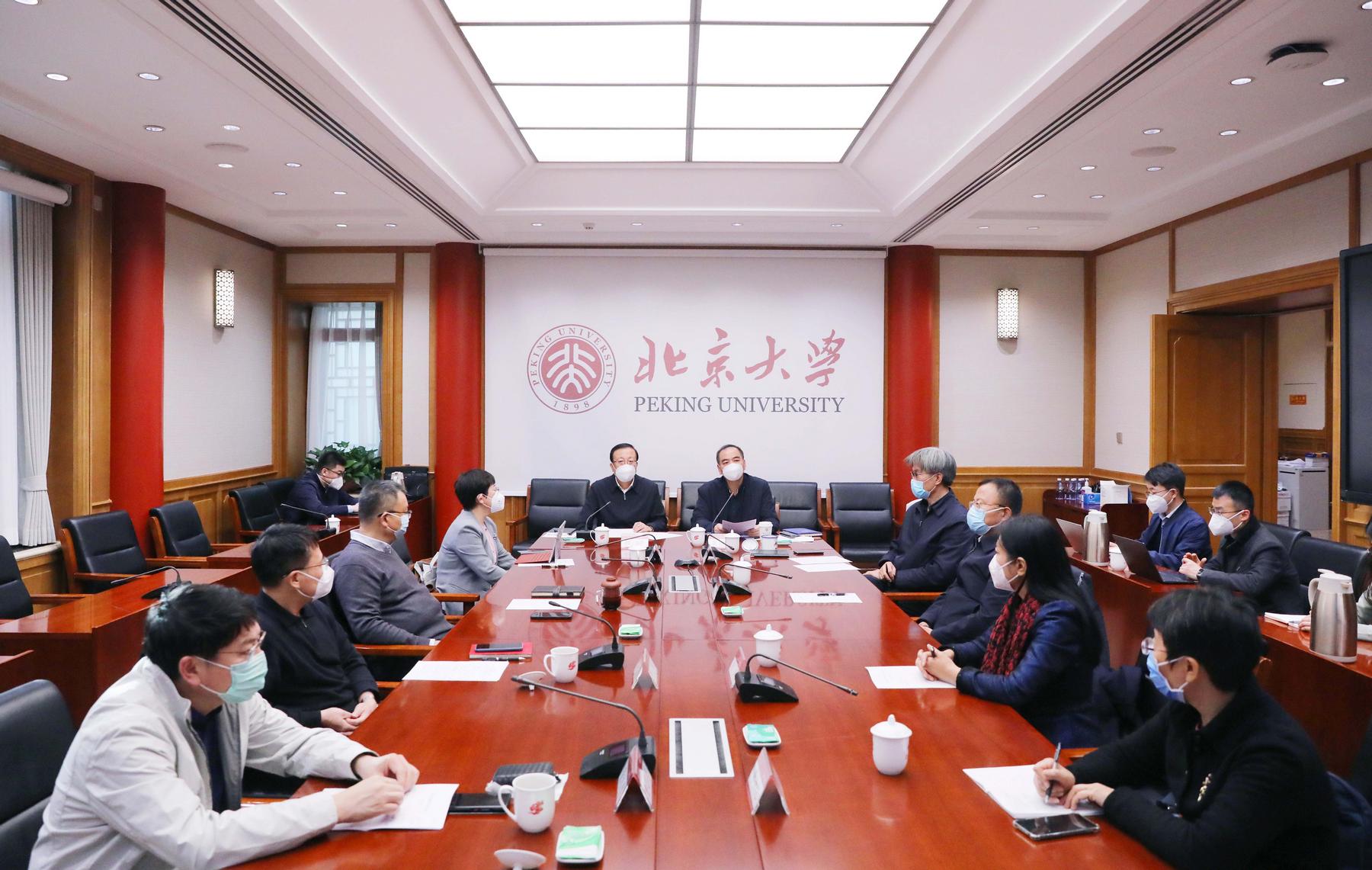 fe4839a433af47d68a97de815fc36f95.jpg fe4839a433af47d68a97de815fc36f95.jpg