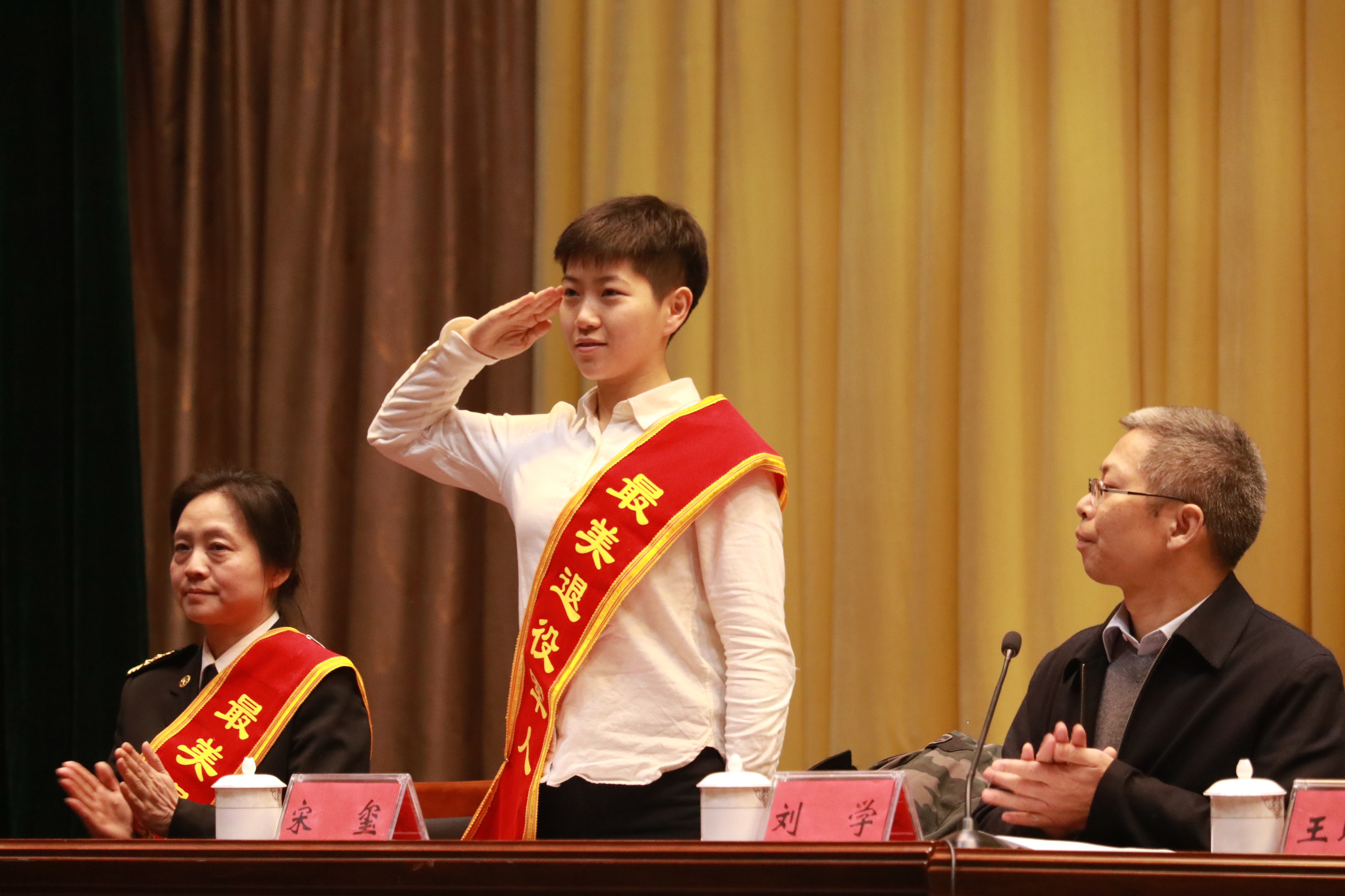 16c4e915109842edbaa7be9dec351c66.jpg 16c4e915109842edbaa7be9dec351c66.jpg