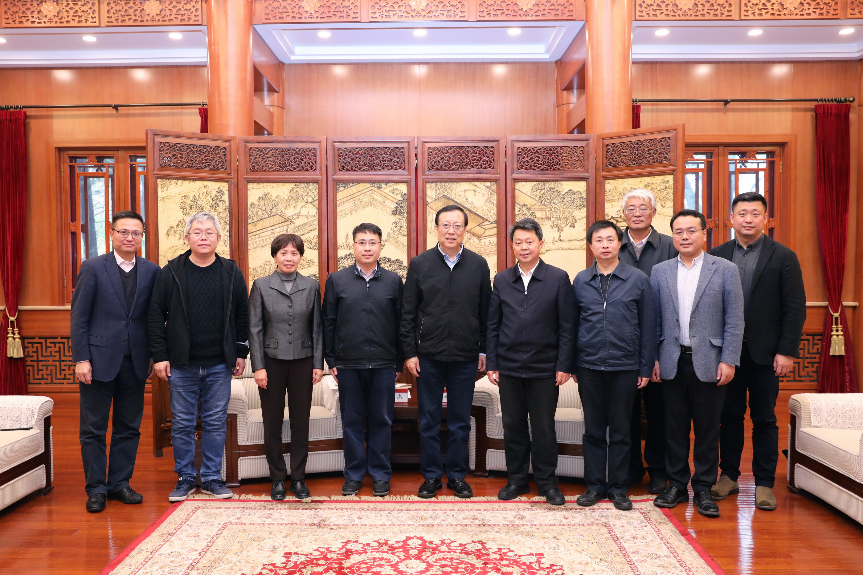 ad6c220969ee46c78bc784e0b7d9557a.jpg ad6c220969ee46c78bc784e0b7d9557a.jpg