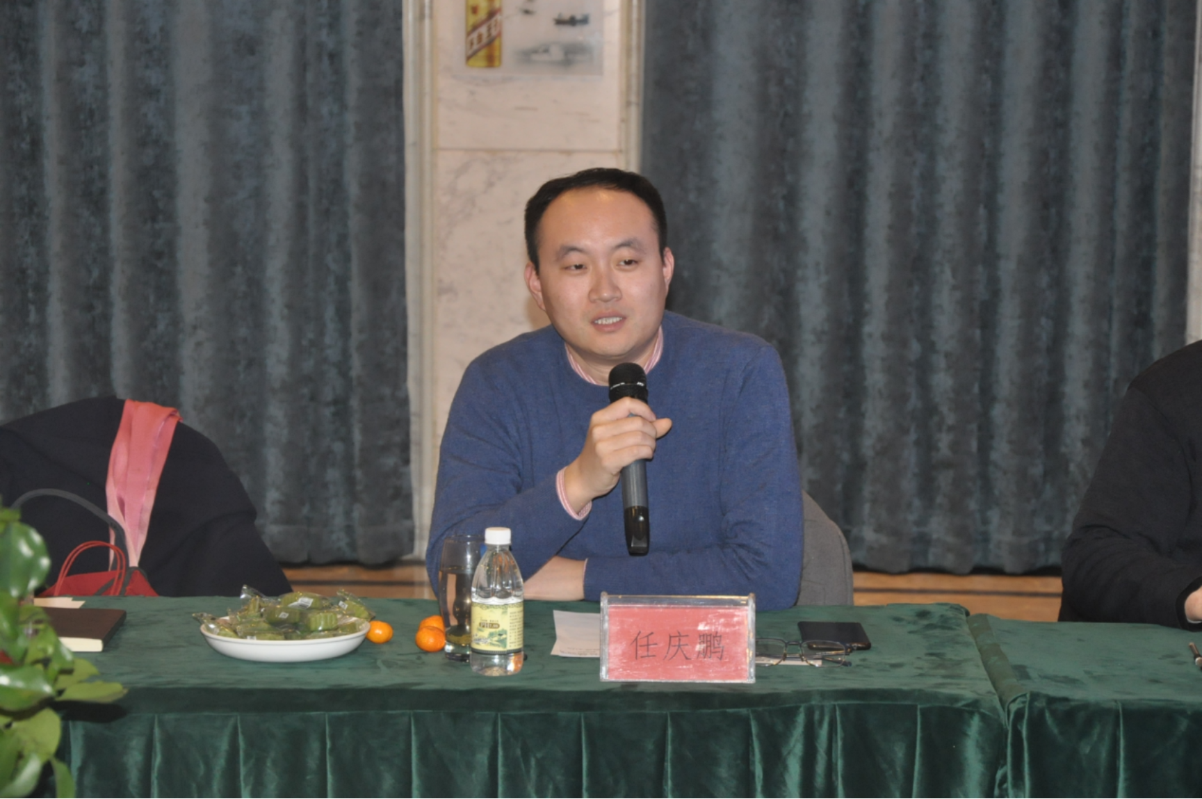 df5b5f02edaf3b8fd1628156b81eab6