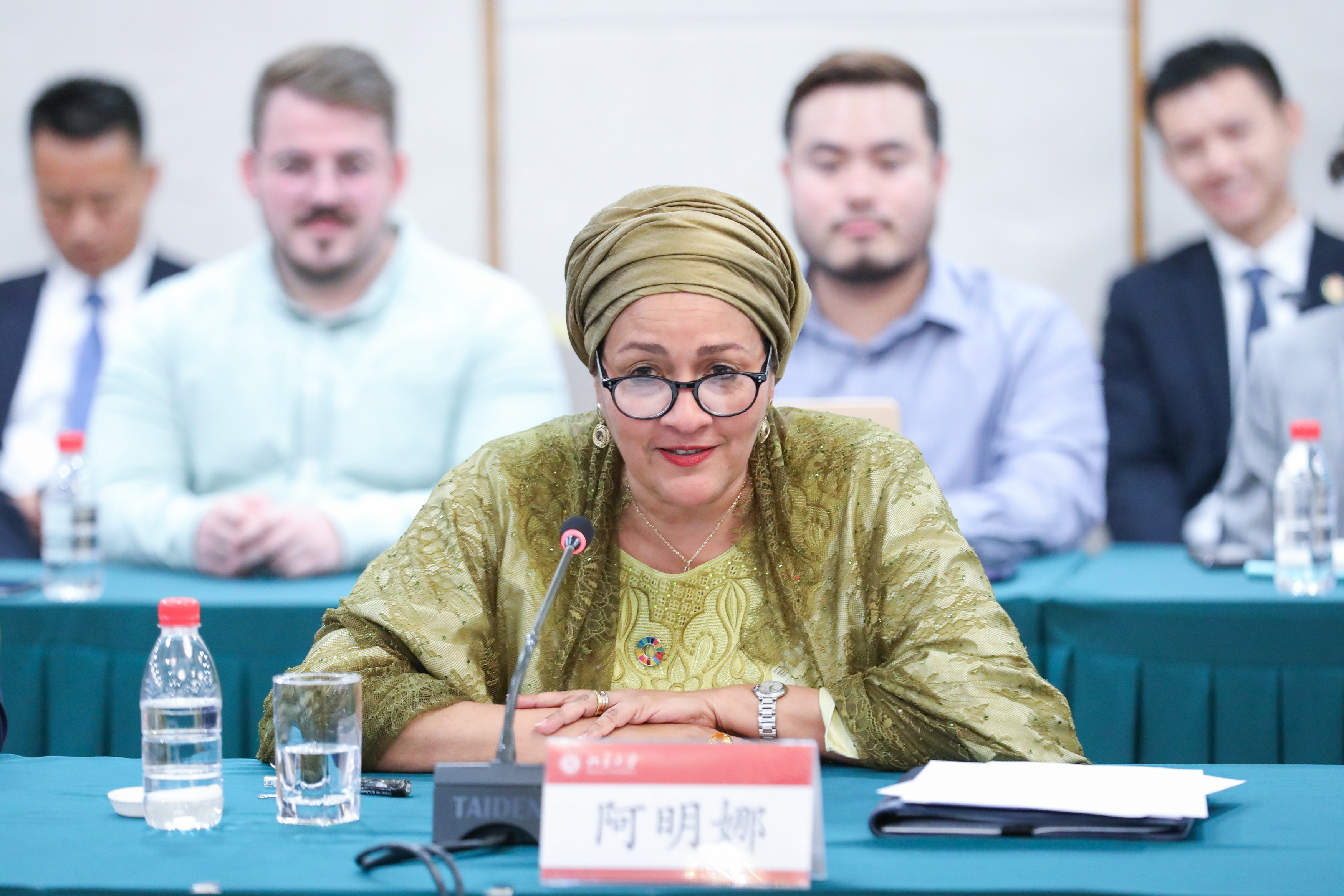 e1a7b7d8fcd649de89d44e9bb4dee69a.jpg 1Z5A0325_调整大小.JPG